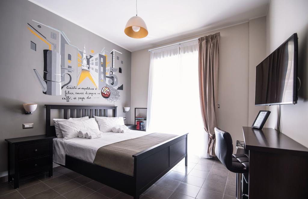 Bed And Breakfast Via Toledo 156 Naples Extérieur photo
